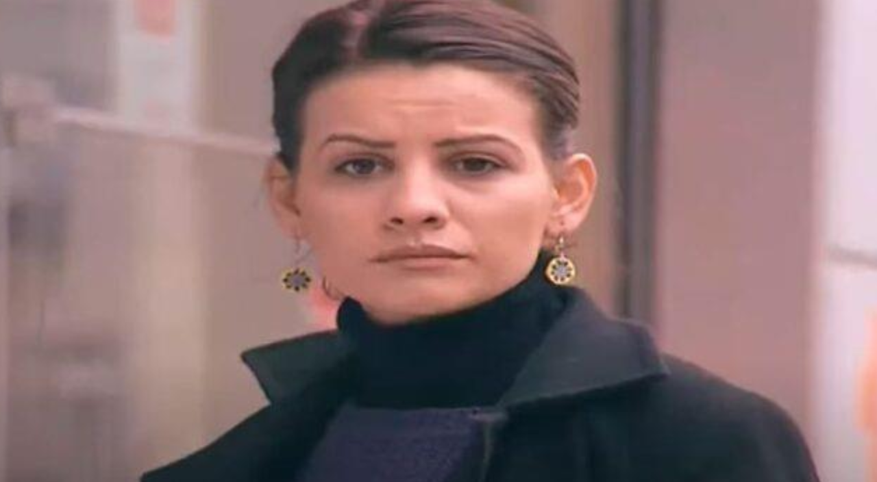 Esra Erol'un arşivden çıkan fotoğrafları herkesi şaşırttı!